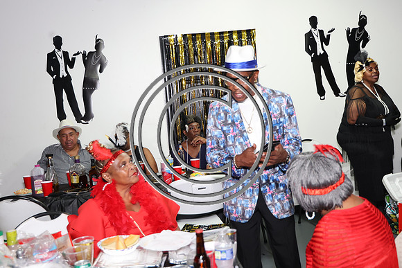 KTIN1033. Roaring 20 Party 08242024 ktiplaura@gmail.com