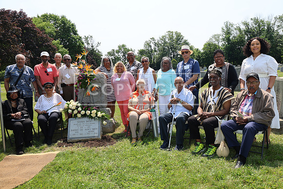 ROSS0192 EDEN CEMETERY 06042025 HEADSTONE UNVEILING CEREMONY Stephen Smith 1795 - 1873 KTIPLAURA