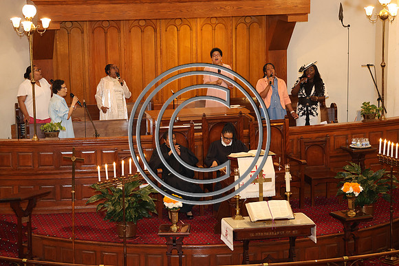 6F2A4164 MOTHER BETHEL CROWNS CELEBRATION 5.11.2025 . KtiplauraPhotos