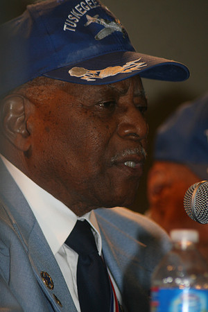 Tuskegee Airmen in Philadelphia 11.04.11. LAURAELAM (101)