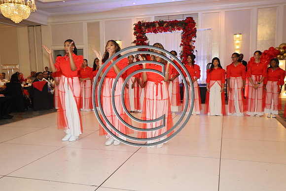 ROSS0198 Teenshop 40th Anniversary Gala B 2025 KTIPLAURA