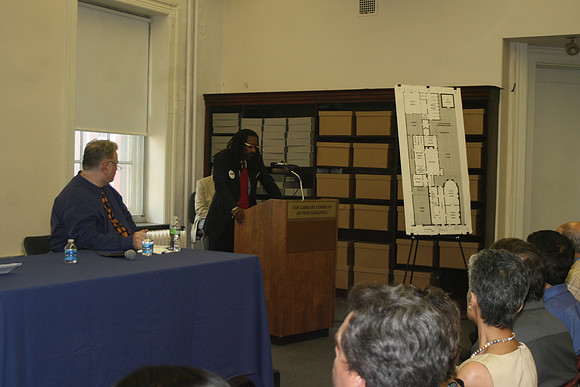 Panel Discussion So Called Controversy At The Presidents HouseSlavery Memorial 06.21 (4)