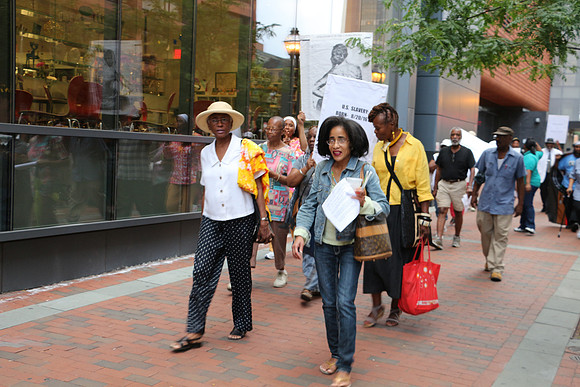 Raised in Philly Tomorrow, mourn that human beings were bought, sold and owned in Center City Philadelphia. 08202014 PHOTOS BY  LAURA ELAM (145)