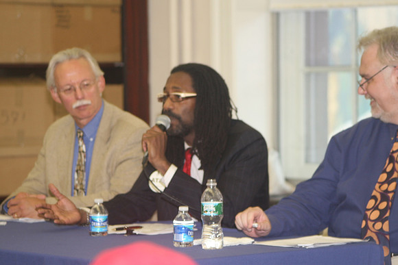 Panel Discussion So Called Controversy At The Presidents HouseSlavery Memorial 06.21 (60)