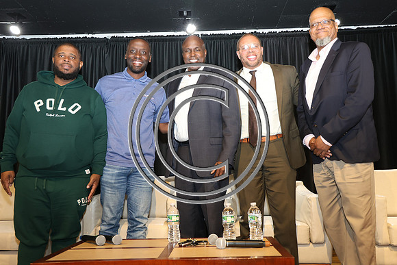 6F2A1352 WURD BROTHERS GONNA WORK IT OUT THE POLITICS OF BLACK MEN. KTIPLAURA NOV 1 2024