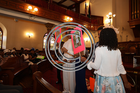 6F2A4150 MOTHER BETHEL CROWNS CELEBRATION 5.11.2025 . KtiplauraPhotos