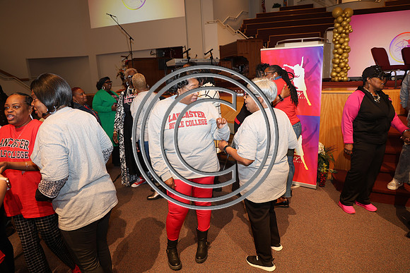 6F2A0216 SHE SHINES Womens Conference 09 NOV 2024 KTIPLAURA