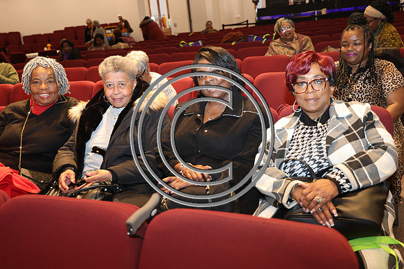 6F2A0255 SHE SHINES Womens Conference 09 NOV 2024 KTIPLAURA