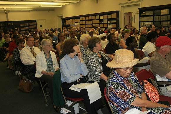 Panel Discussion So Called Controversy At The Presidents HouseSlavery Memorial 06.21 (19)