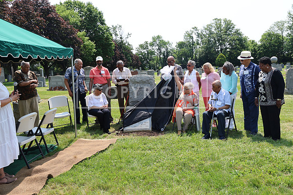 ROSS0178 EDEN CEMETERY 06042025 HEADSTONE UNVEILING CEREMONY Stephen Smith 1795 - 1873 KTIPLAURA