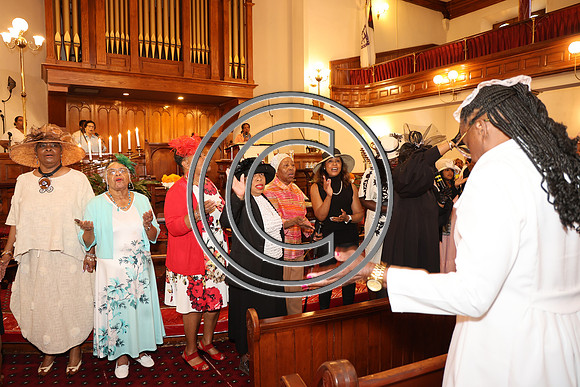6F2A4362 MOTHER BETHEL CROWNS CELEBRATION 5.11.2025 . KtiplauraPhotos