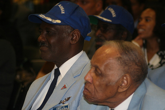Tuskegee Airmen in Philadelphia 11.04.11. LAURAELAM (92)