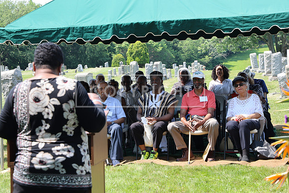 ROSS0132 EDEN CEMETERY 06042025 HEADSTONE UNVEILING CEREMONY Stephen Smith 1795 - 1873 KTIPLAURA