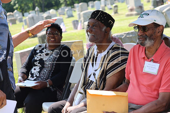 ROSS0053 EDEN CEMETERY 06042025 HEADSTONE UNVEILING CEREMONY Stephen Smith 1795 - 1873 KTIPLAURA