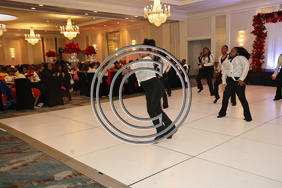 ROSS0115 Teenshop 40th Anniversary Gala B 2025 KTIPLAURA