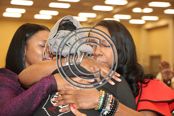 LE3L2852 FUN TIMES MAG. DEC 14 2024 CYWC DR. OWENS KTIPLAURA