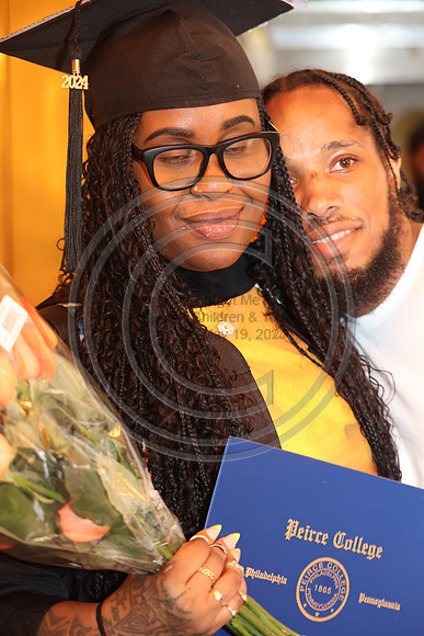 LEET6876.   Peirce College Class 2024  0607  Laura Elam mylifeourlifestory@gmail.com