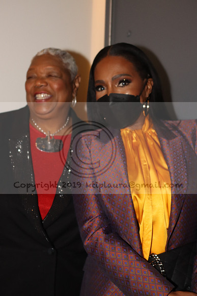 6th Annual WDAS Women of Excellence  April 9, 2022  KTIP Laura IMG_5404