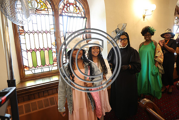 6F2A4269 MOTHER BETHEL CROWNS CELEBRATION 5.11.2025 . KtiplauraPhotos