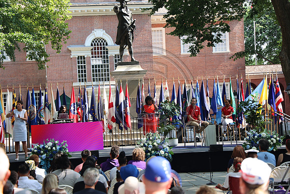 KTIN6897. WAWA American July 4, 2024 Phila KTIP LAURA ELAM