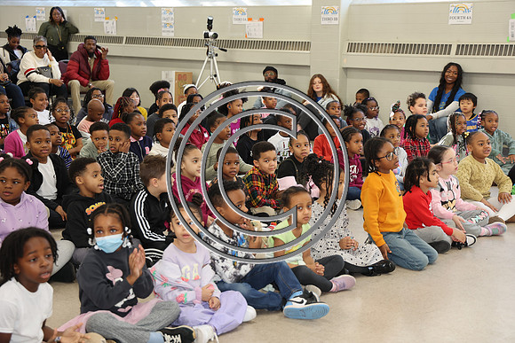 3I7A5688 Black History Month kids at The City School in Fairmount 02 28 2025 ktiplaura