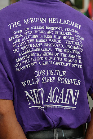 Raised in Philly Tomorrow, mourn that human beings were bought, sold and owned in Center City Philadelphia. 08202014 PHOTOS BY  LAURA ELAM (84)