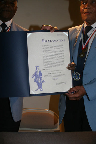 Tuskegee Airmen in Philadelphia 11.04.11. LAURAELAM (147)