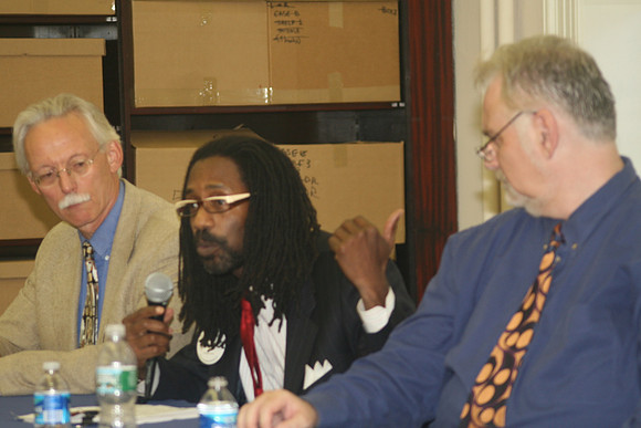 Panel Discussion So Called Controversy At The Presidents HouseSlavery Memorial 06.21 (90)