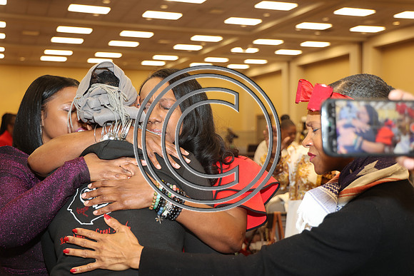 LE3L2851 FUN TIMES MAG. DEC 14 2024 CYWC DR. OWENS KTIPLAURA