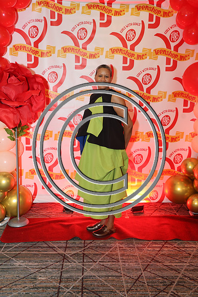ROSS0039 Teenshop 40th Anniversary Gala B 2025 KTIPLAURA