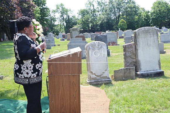 ROSS0136 EDEN CEMETERY 06042025 HEADSTONE UNVEILING CEREMONY Stephen Smith 1795 - 1873 KTIPLAURA
