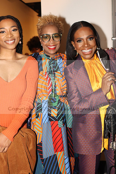 6th Annual WDAS Women of Excellence  April 9, 2022  KTIP Laura IMG_5407