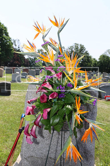 ROSS0230 EDEN CEMETERY 06042025 HEADSTONE UNVEILING CEREMONY Stephen Smith 1795 - 1873 KTIPLAURA