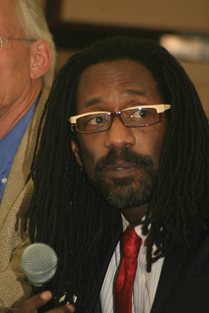 Panel Discussion So Called Controversy At The Presidents HouseSlavery Memorial 06.21 (43)