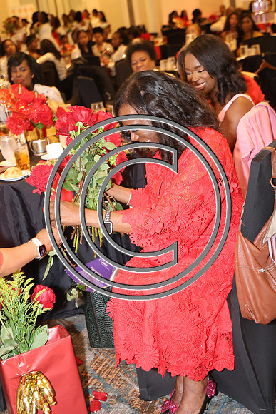 ROSS0207 Teenshop 40th Anniversary Gala B 2025 KTIPLAURA