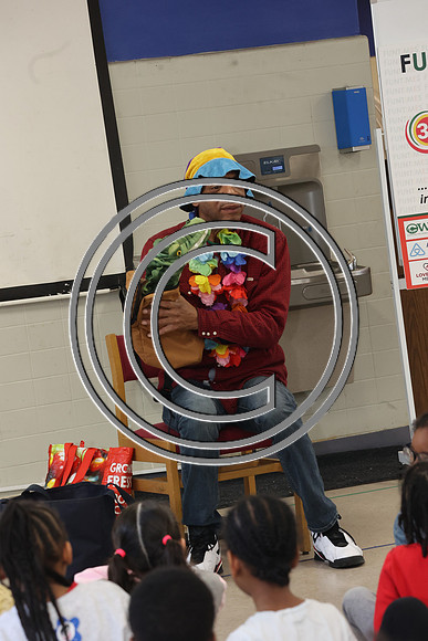 3I7A5734 Black History Month kids at The City School in Fairmount 02 28 2025 ktiplaura