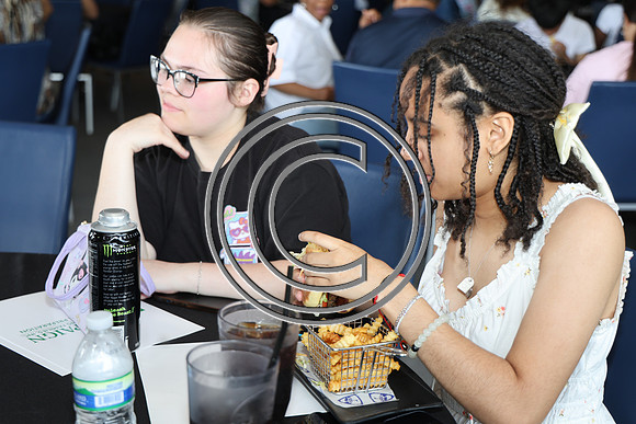 6F2A3204 Campaign for Working Families, Inc. Volunteer & Staff Appreciation- 5.3.2025 Top Golf ktiplaura