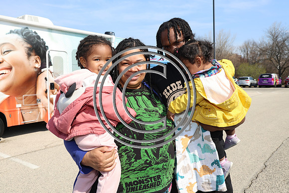 FUN90146 FUNTIMES 032925 WOMEN KNOW YOUR NUMBERS HEALTH & WELLNESS KTIPLAURA