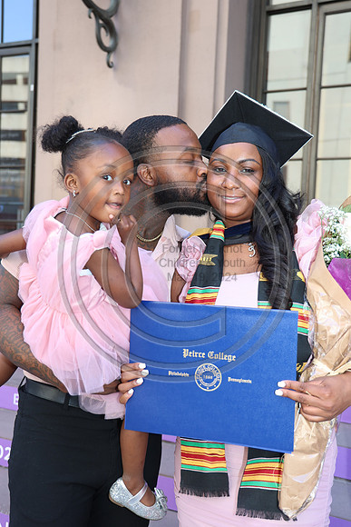 LEET7008.   Peirce College Class 2024  0607  Laura Elam mylifeourlifestory@gmail.com