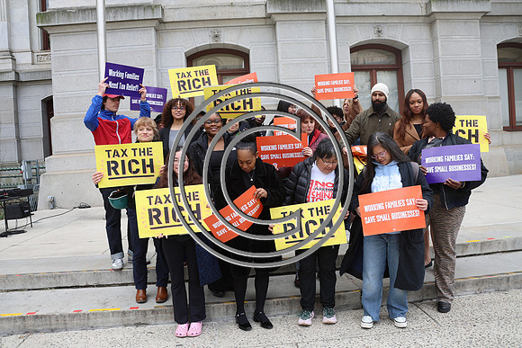 FUN51081 Dr. Nikia Owens Campaign For Working Families (CWF) City Hall 2025 0326 KTIPLAURA