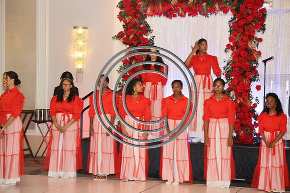 ROSS0182 Teenshop 40th Anniversary Gala B 2025 KTIPLAURA