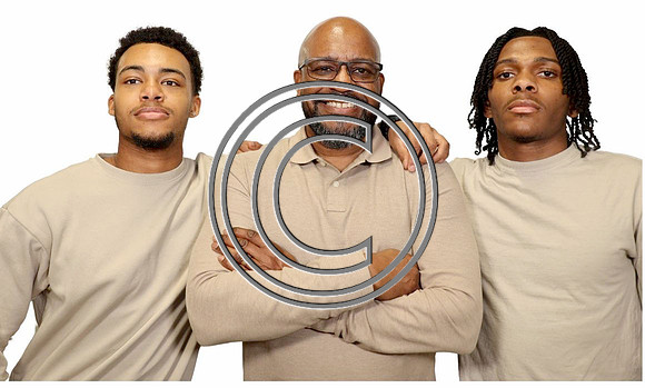 78 FAMILY PHOTO 2024 KTIPLAURA