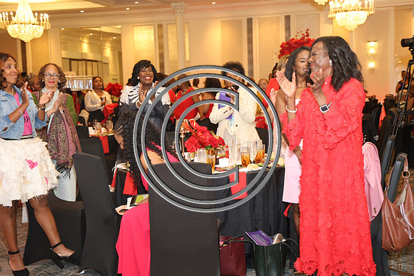 ROSS0137 Teenshop 40th Anniversary Gala B 2025 KTIPLAURA