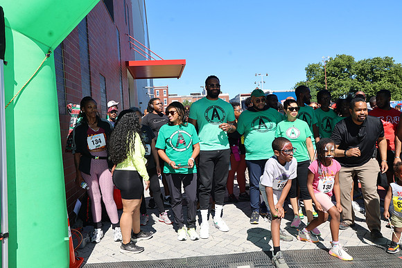LEET7280.     Philadelphia's Black Men's Wellness  June 8 2024 Laura Elam