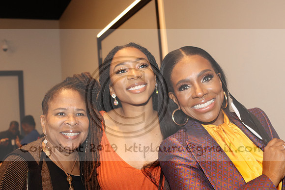 6th Annual WDAS Women of Excellence  April 9, 2022  KTIP Laura IMG_5418