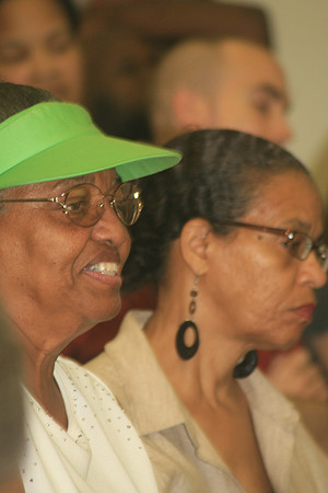 Panel Discussion So Called Controversy At The Presidents HouseSlavery Memorial 06.21 (56)